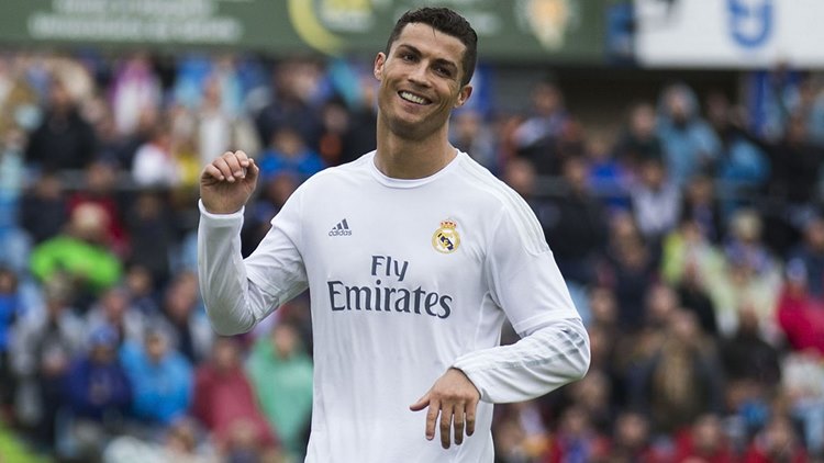 เคตาเฟ่ 1-5 เรอัล มาดริด